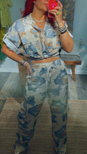Load image into Gallery viewer, MILITARY ONE SIZE CARGO BLOUSE
