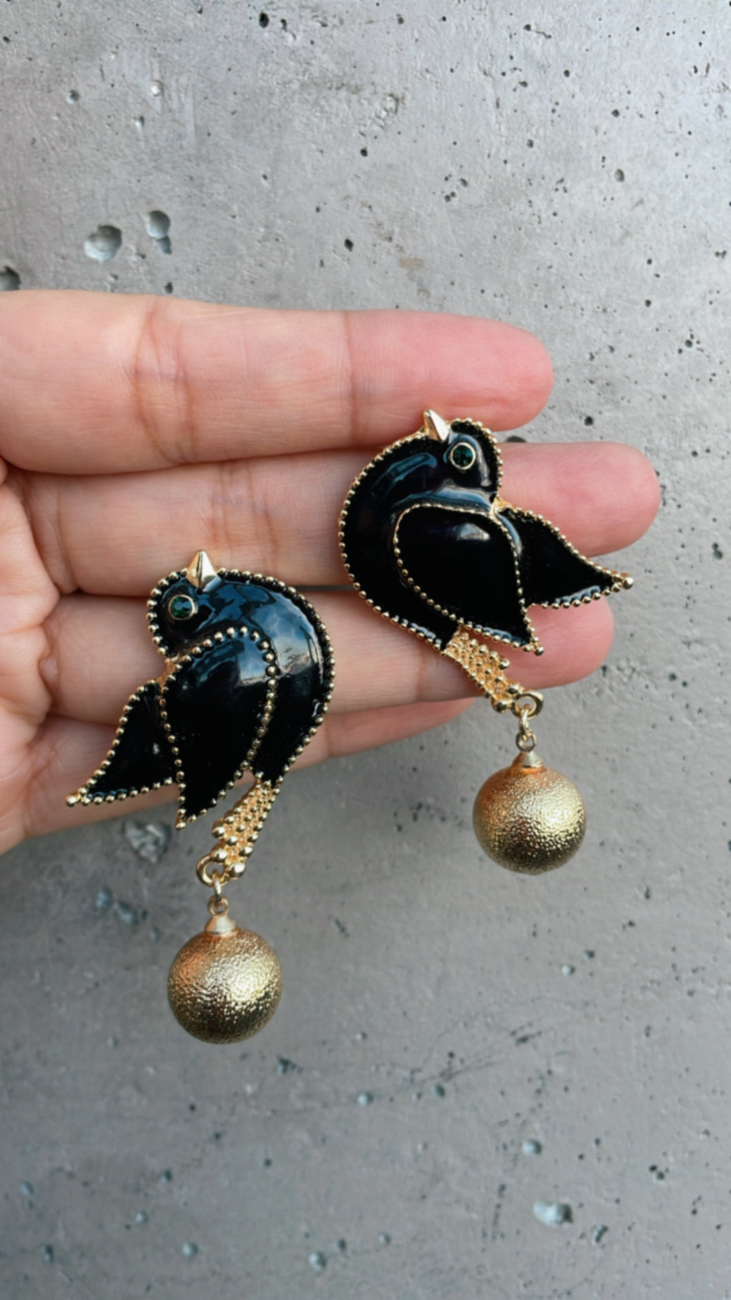 BLACK BIRD EARRINGS