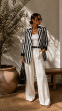 Load image into Gallery viewer, OVERSIZED STRIPED BLAZER

