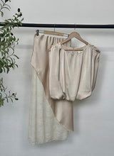 Load image into Gallery viewer, TIMELESS MUSE LACE SKIRT
