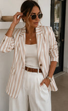 Load image into Gallery viewer, OVERSIZED STRIPED BLAZER
