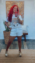 Load image into Gallery viewer, FEARLESS TIGER TSHIRT
