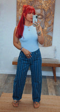 Load image into Gallery viewer, SANTIAGO BARREL JEAN
