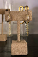 Load image into Gallery viewer, CHAIN HUGGIE EARRINGS
