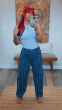 Load image into Gallery viewer, SANTIAGO BARREL JEAN
