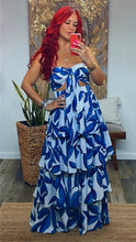 Load image into Gallery viewer, POLY CHALLI MAXI DRESS
