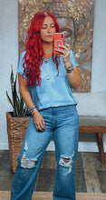 Load image into Gallery viewer, MIXED TEXTURE V NECK TOP
