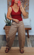 Load image into Gallery viewer, Basic V-Neck Ribbed Top 
