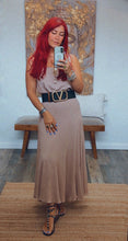 Load image into Gallery viewer, ANALISSE MIDI SKIRT SET

