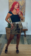 Load image into Gallery viewer, SEQUINS &amp; STUDS MINI SKIRT
