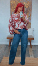 Load image into Gallery viewer, JUNGLE SATIN BLOUSE
