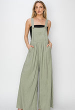 Load image into Gallery viewer, XIO LINEN WIDE LEG OVERALLS
