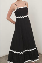 Load image into Gallery viewer, VERA WAVE TRIM MAXI DRESS
