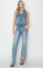 Load image into Gallery viewer, AMARO FRONT OPEN SLIT DENIM
