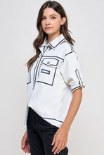 Load image into Gallery viewer, CARTOON GRAPHIC BUTTON BLOUSE
